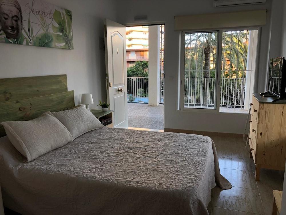 Hostal El Paraiso Playa Alicante Bagian luar foto