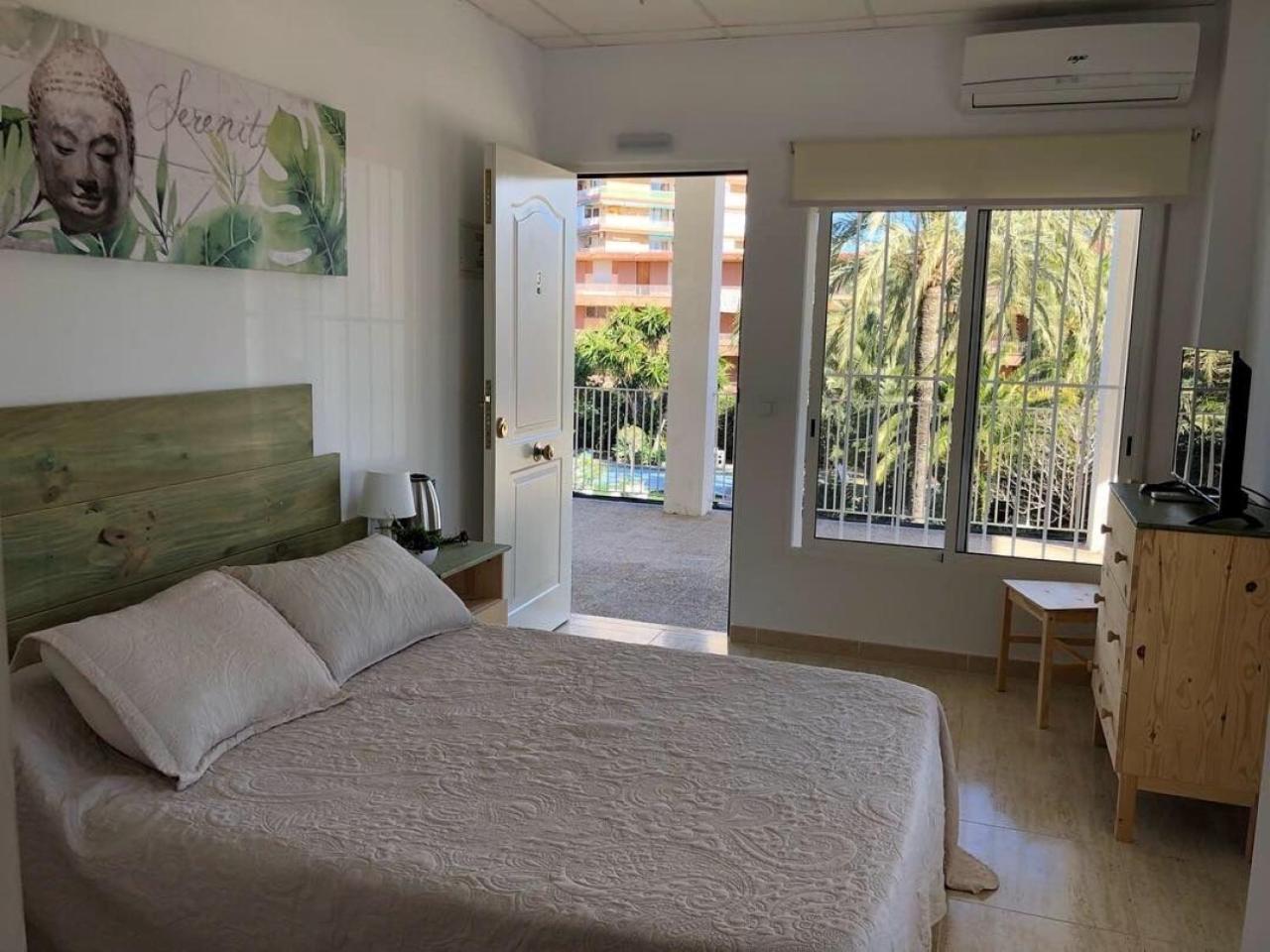 Hostal El Paraiso Playa Alicante Bagian luar foto