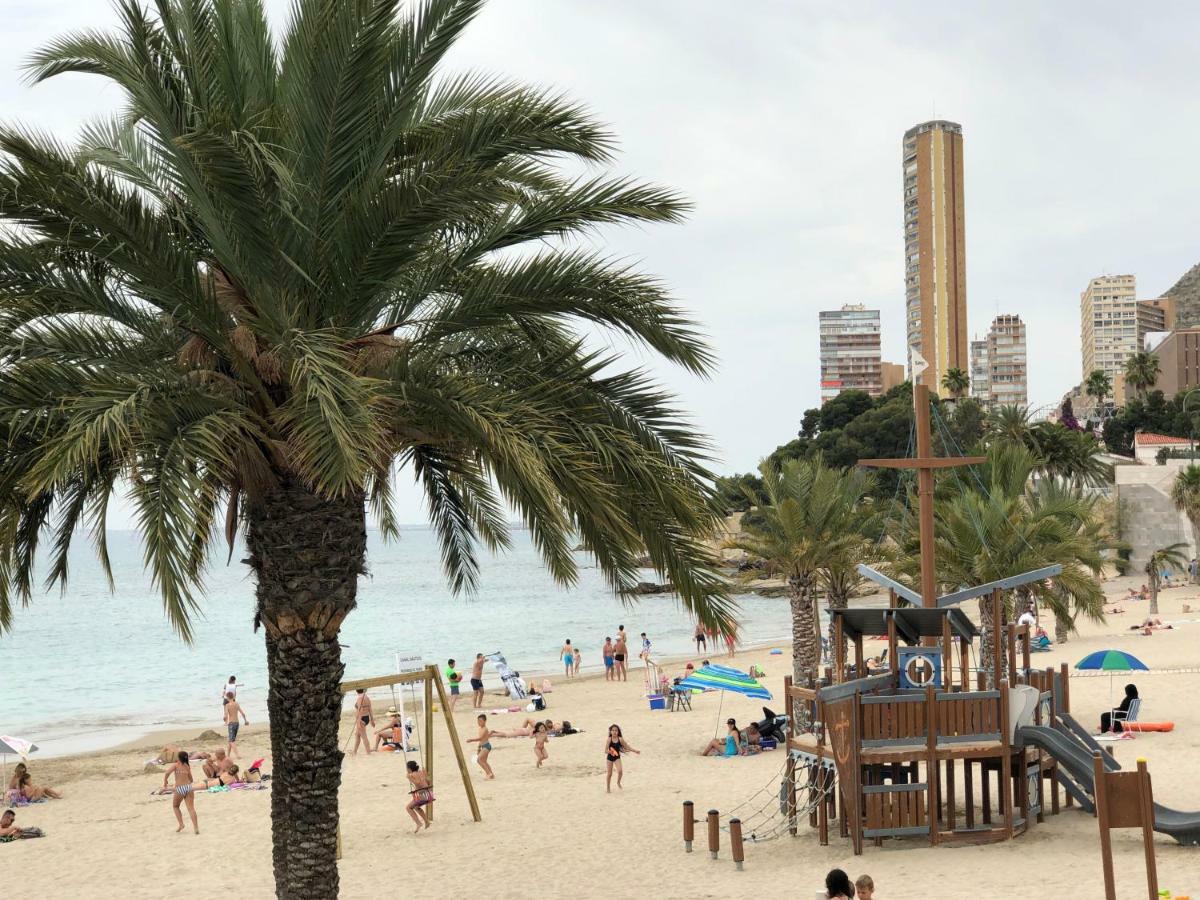 Hostal El Paraiso Playa Alicante Bagian luar foto